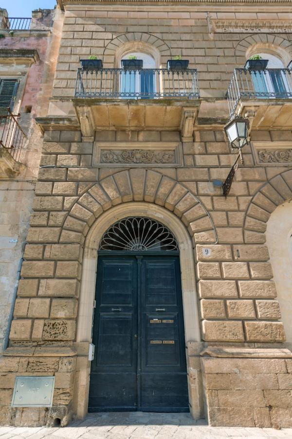 Goodstay Palazzo Marini Suite Лечче Экстерьер фото