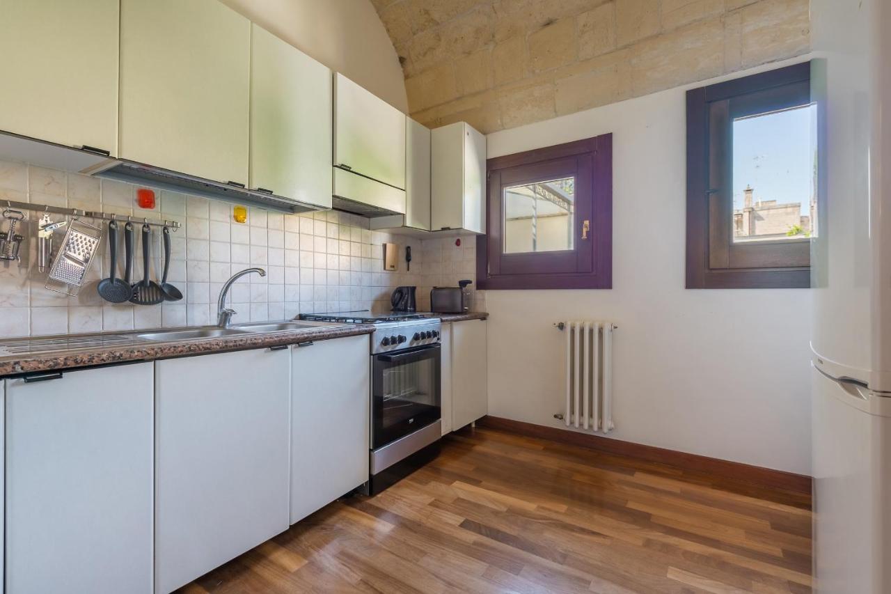 Goodstay Palazzo Marini Suite Лечче Экстерьер фото