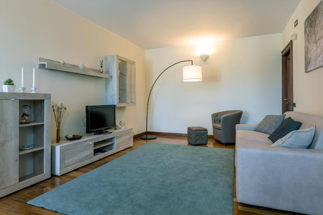 Goodstay Palazzo Marini Suite Лечче Экстерьер фото